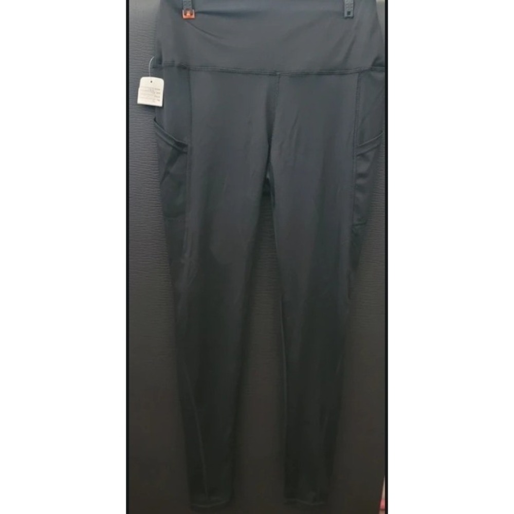 Women Black High Waisted Athletic Leggings with Side Pockets Yoga Pants